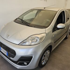 Peugeot 107 1.0 5 porte bz