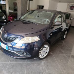 Lancia Ypsilon 1.2 benzina gpl